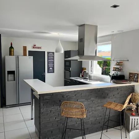 - Maison Familiale
